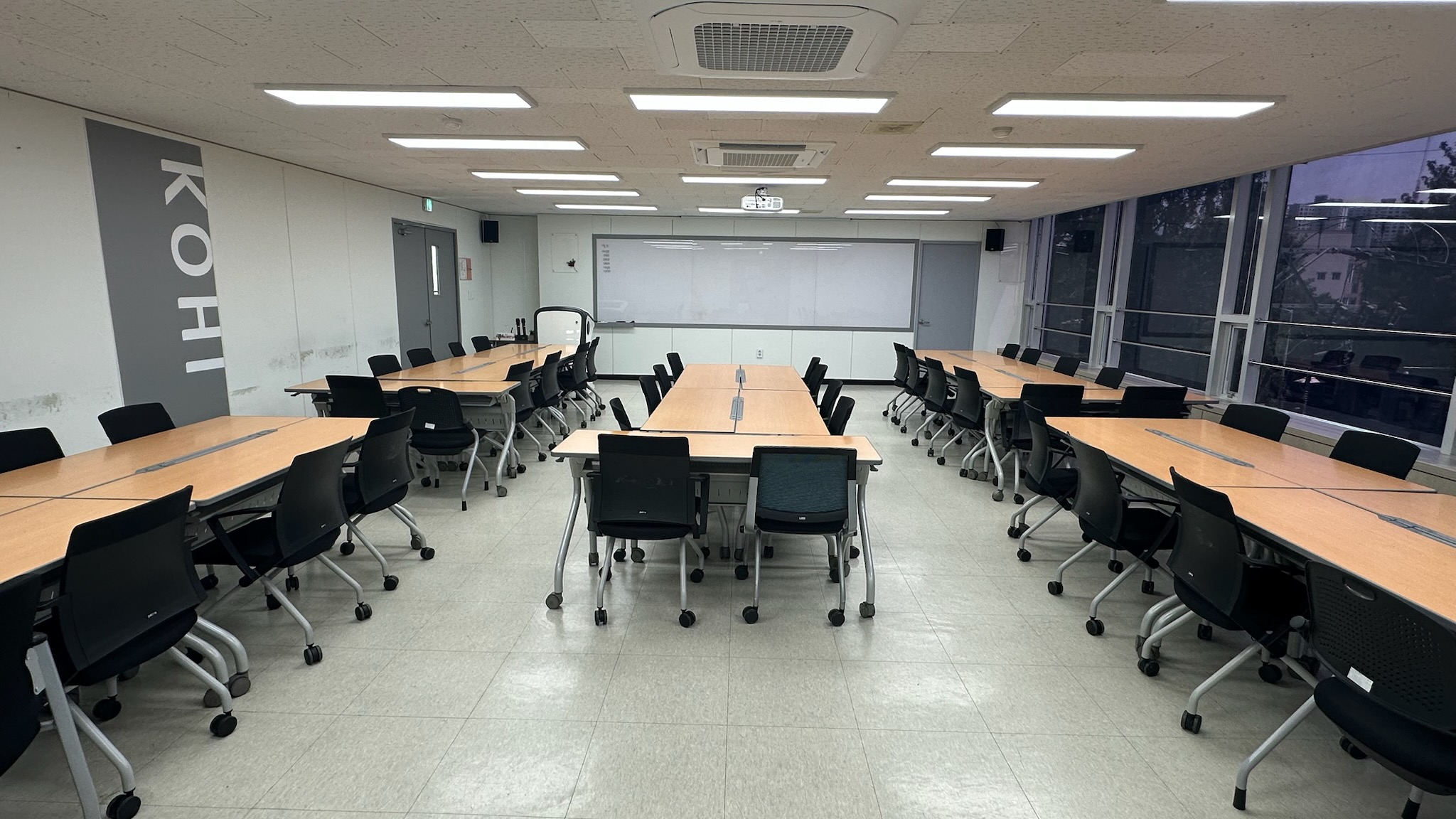 경인교육센터 내부이미지